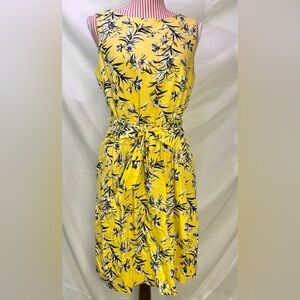 Jones Studio Yellow Summery Floral Sleeveless Pleated A-Line Dress Belted Sz 12